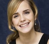pic for Emma Watson Beautiful Smile High Quality 
